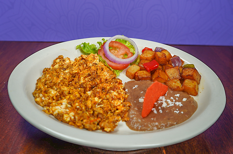 Huevos con Chorizo